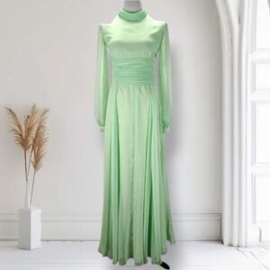 Vintage 70s Mint Green Chiffon Formal Dress Size 4 Bishop Sleeve Rolled Collar